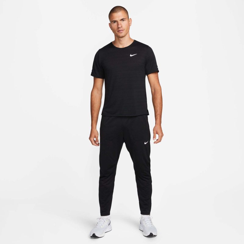 DQ4740 010 M Nike Dri FITPhenomEliteKnitPants frontfullbody