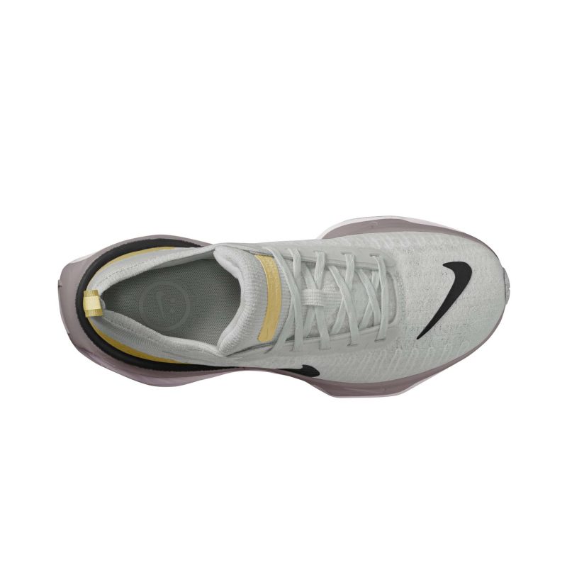 DR2660 005 W Nike Invincible3 top