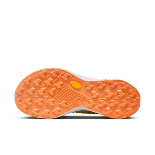 DX1978 102 M Nike UltraflyTrail sole