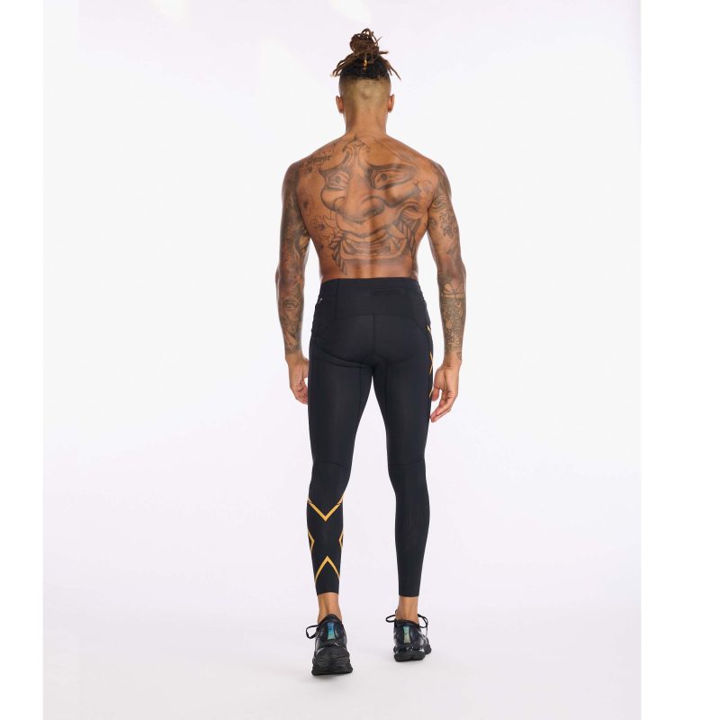 MA5305bBLKTUF M 2XU LightSpeedCompressionTight backfullbody