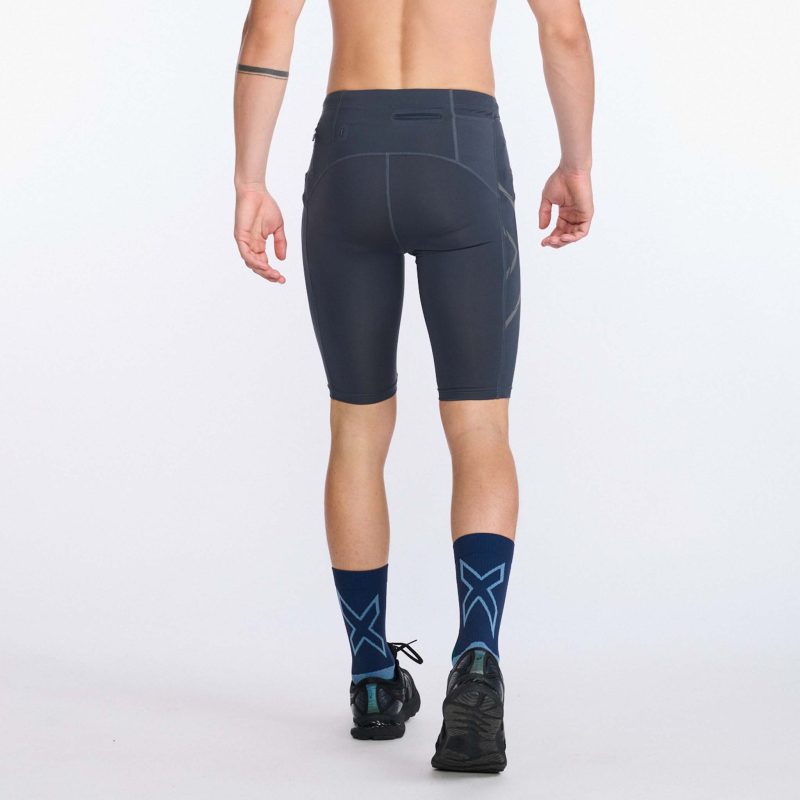 MA5331bIDKBRF M 2XU LightSpeedCompressionShort backonbody