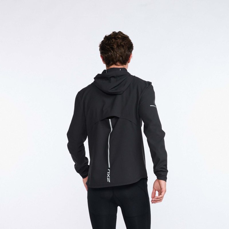 MR6858aBLKSRF M 2XU AeroJacket backonbody